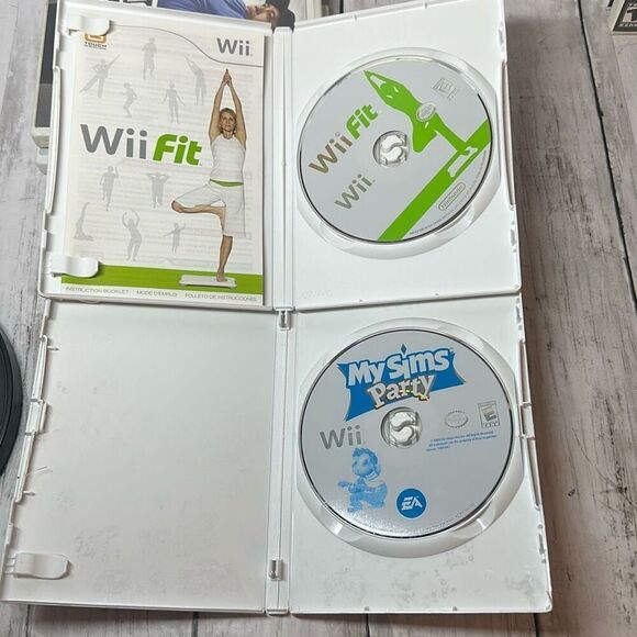 Wii Video Games Lot of 6 Just Dance 2 Rock Band Tiger Woods My Sims Party - Picture 10 of 13